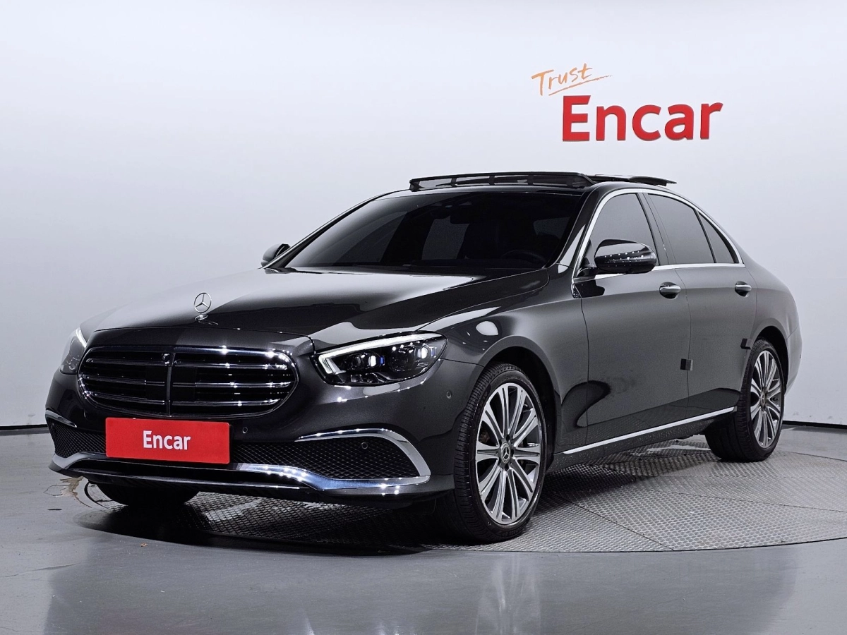 MERCEDES BENZ E-CLASS W213 2021