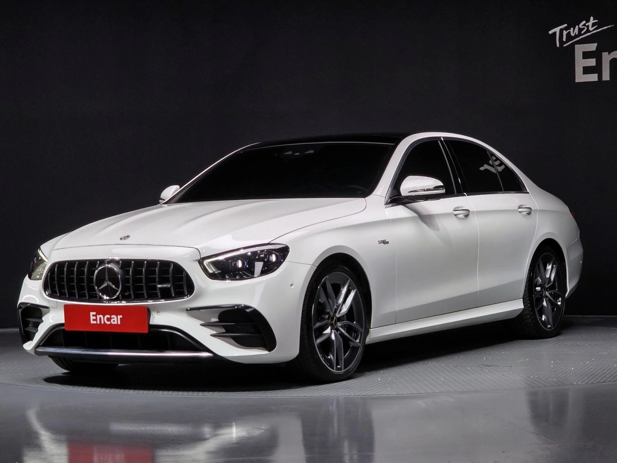 MERCEDES BENZ E-CLASS W213 2021