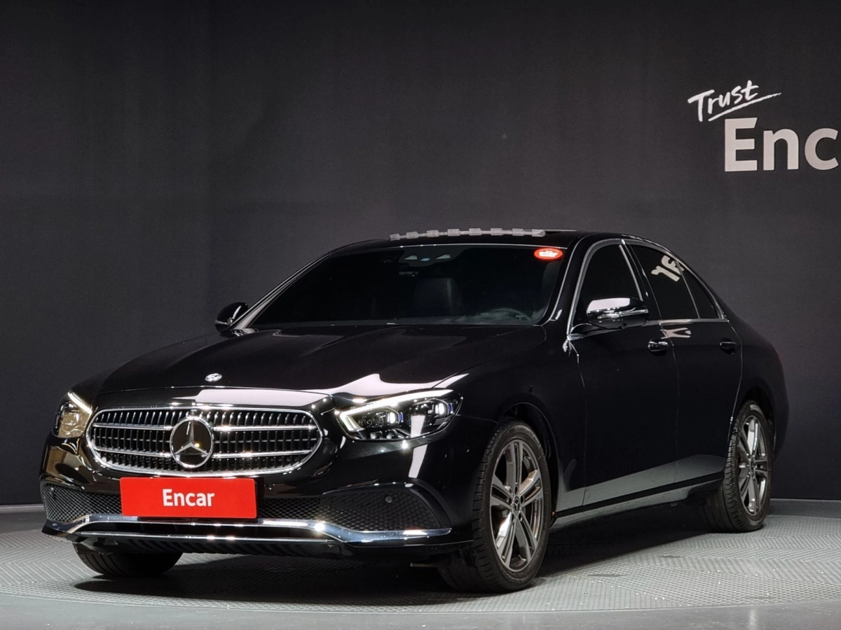 MERCEDES BENZ E-CLASS W213 2021