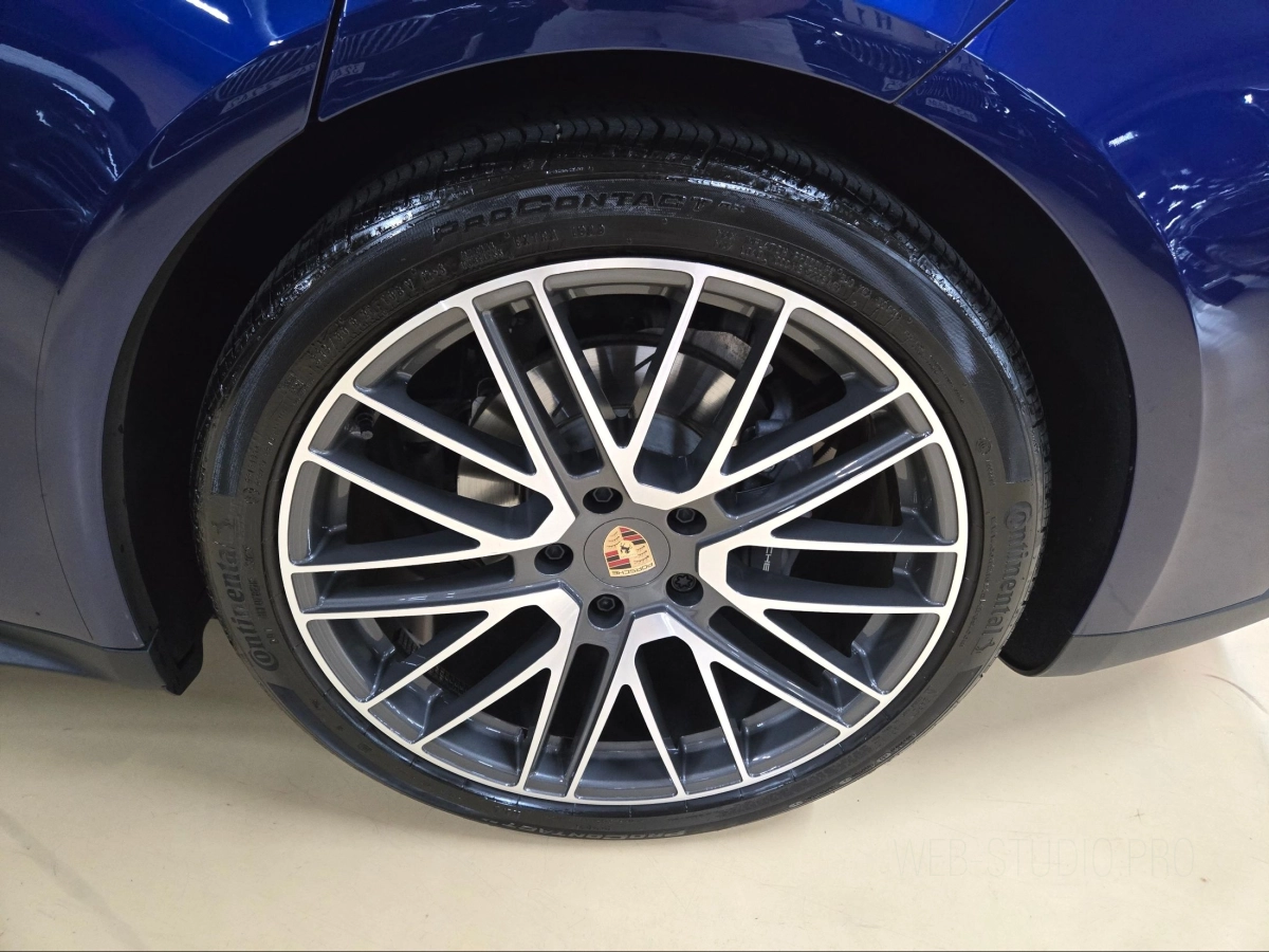 PORSCHE PANAMERA 972