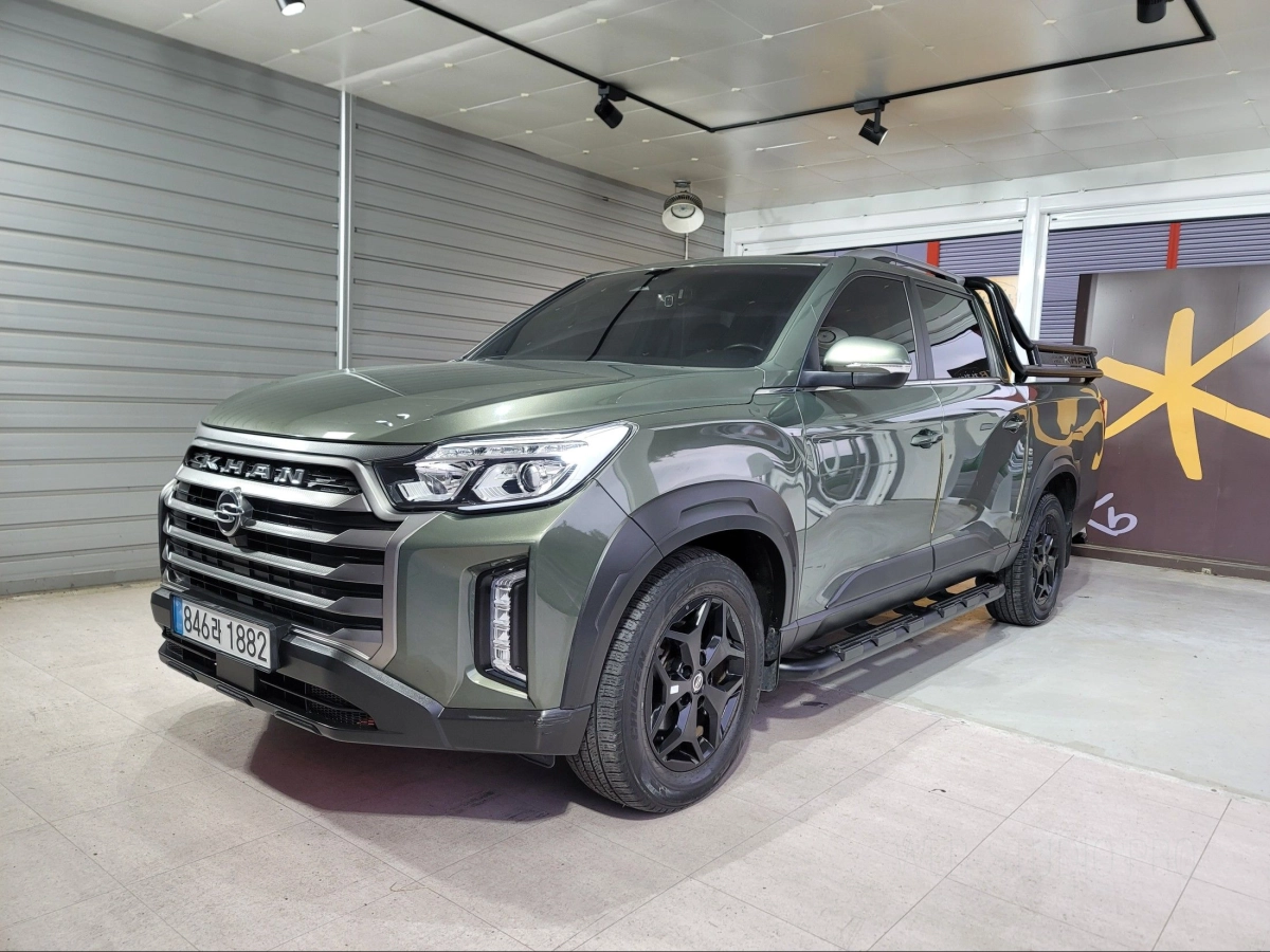 SSANGYONG REXTON SPORTS CAR