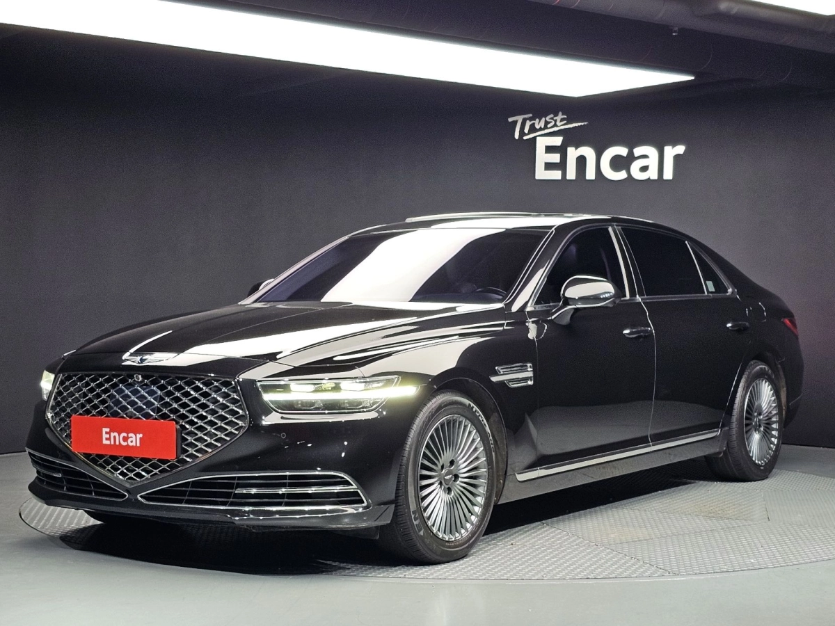 GENESIS G90  2019