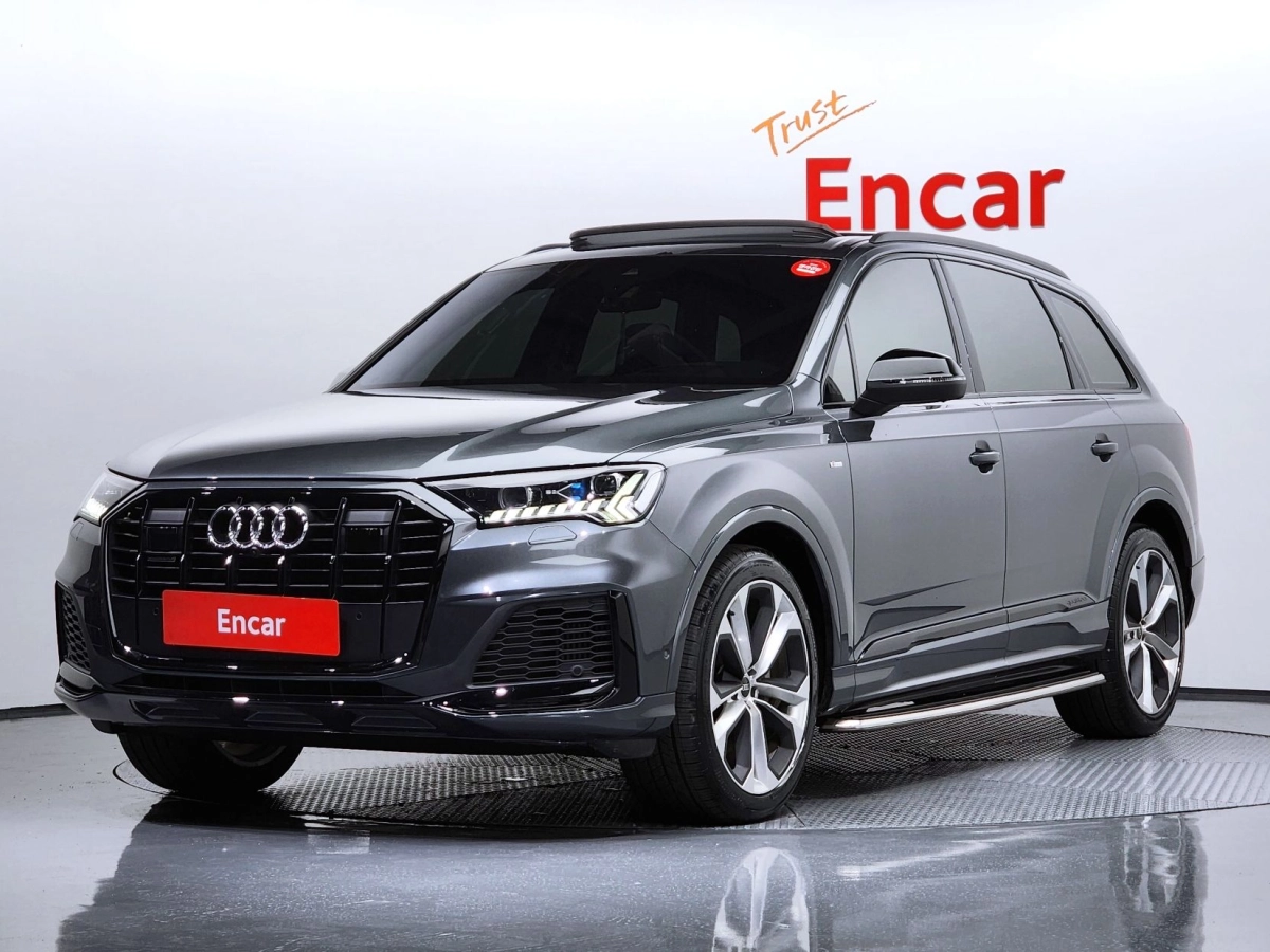 AUDI Q7 4M