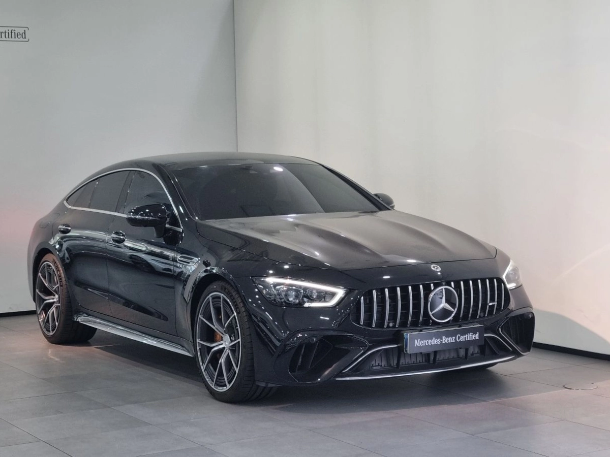 MERCEDES BENZ AMG GT