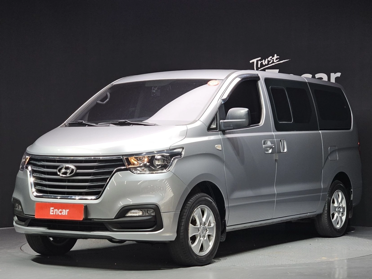 HYUNDAI STAREX GRAND 2020