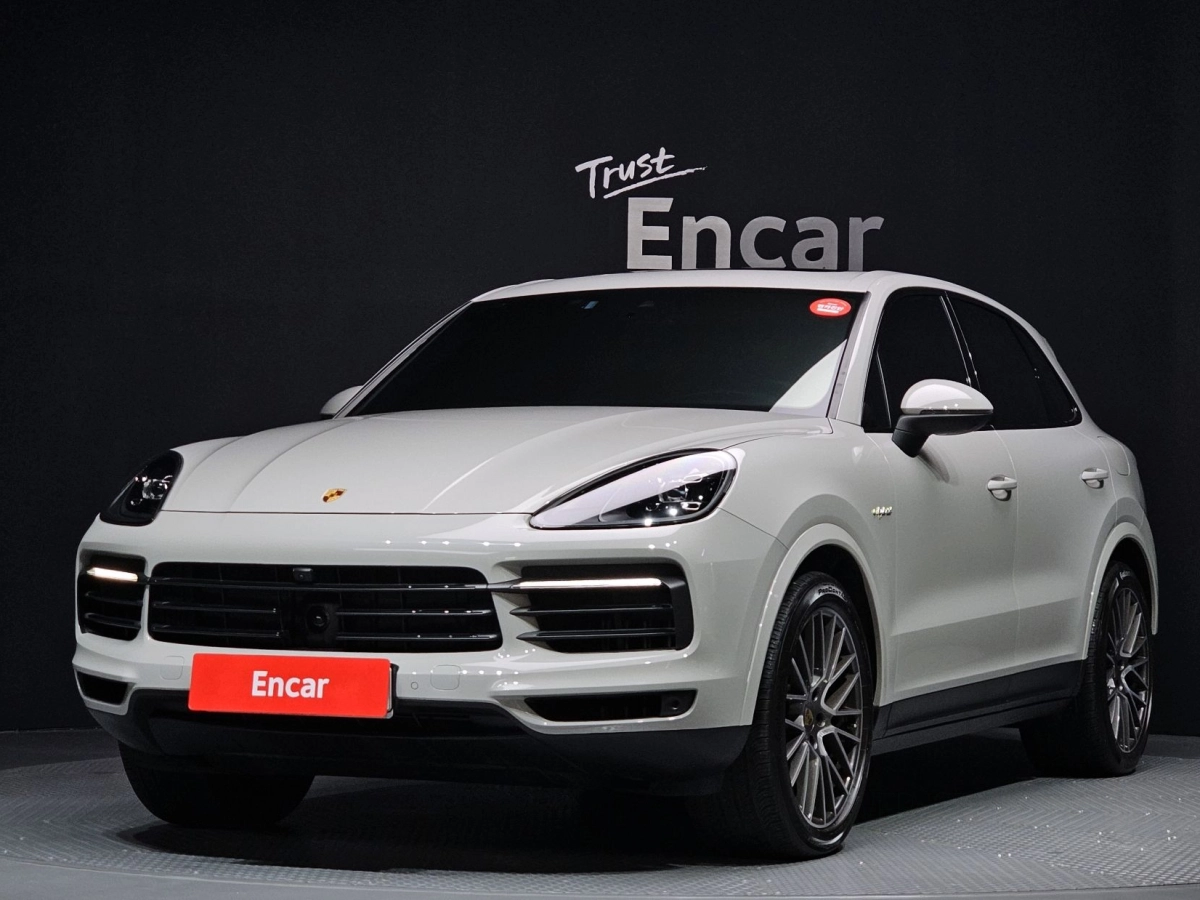 PORSCHE CAYENNE PO536