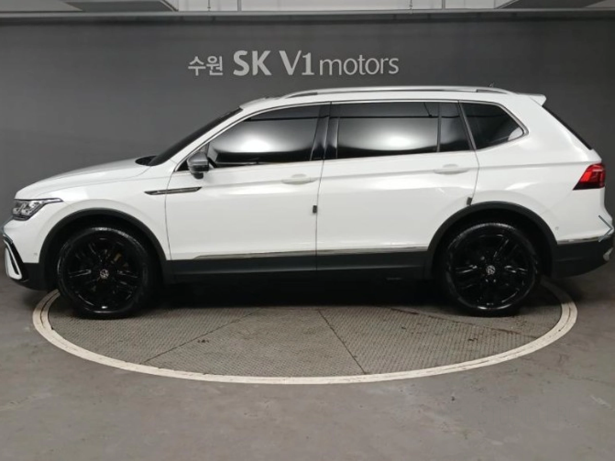 VOLKSWAGEN TIGUAN ALLSPACE