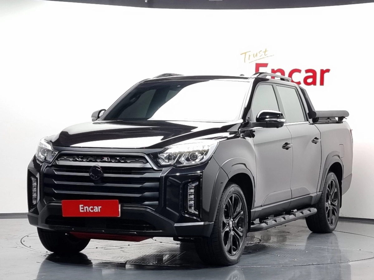 SSANGYONG REXTON SPORTS CAR