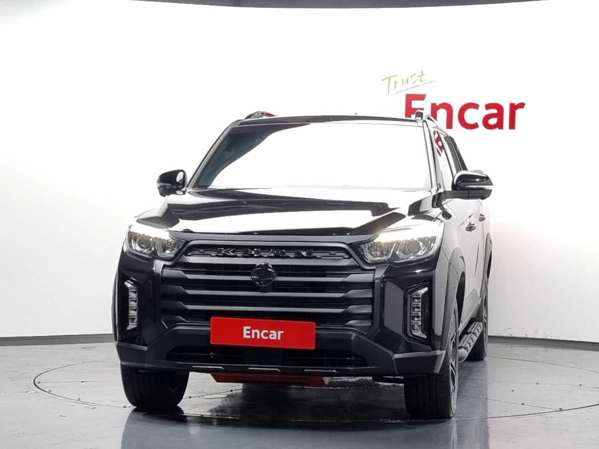 SSANGYONG REXTON SPORTS CAR