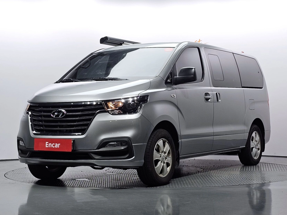 HYUNDAI STAREX GRAND  2019