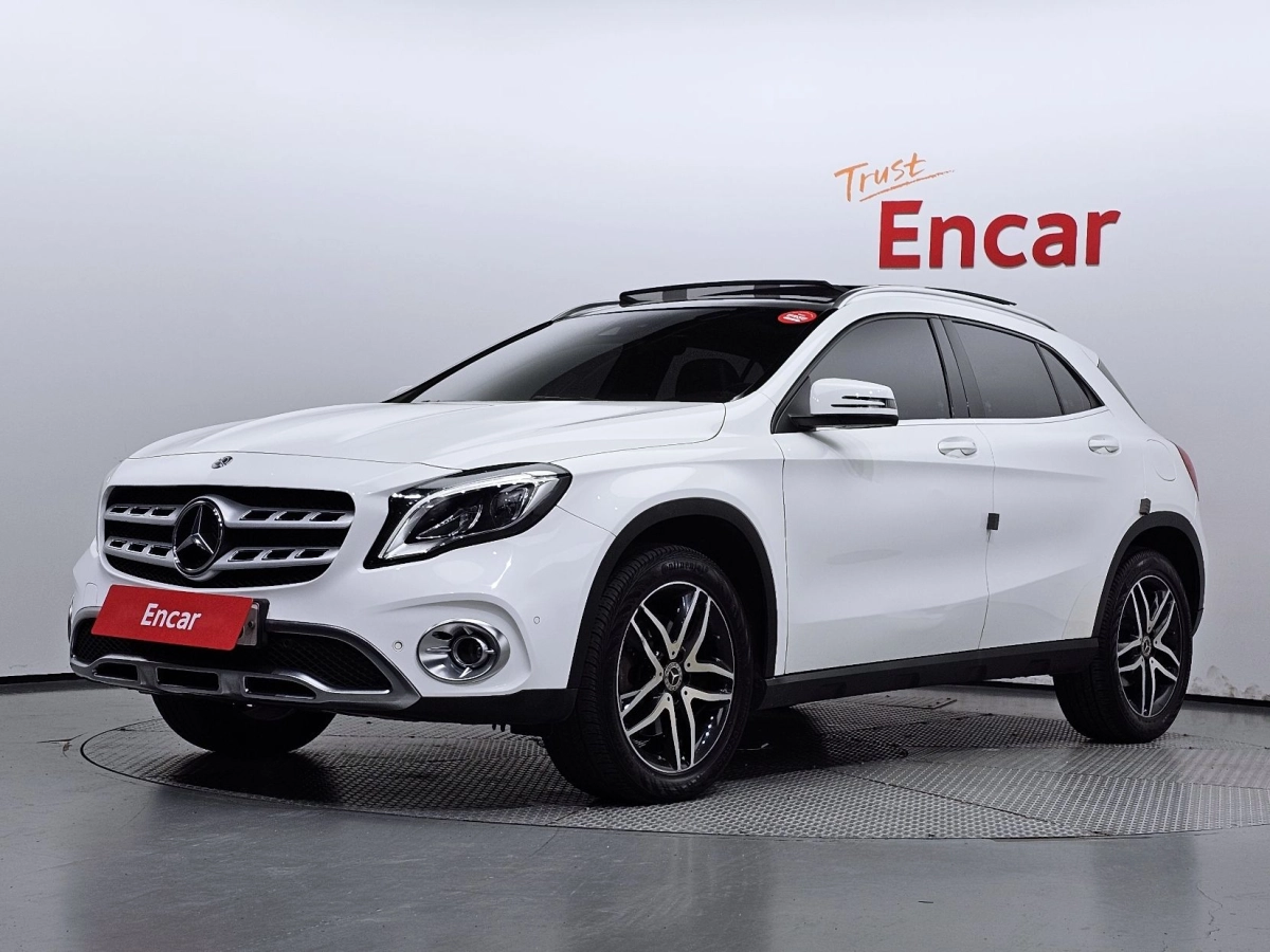 MERCEDES BENZ GLA-CLASS X156  2019