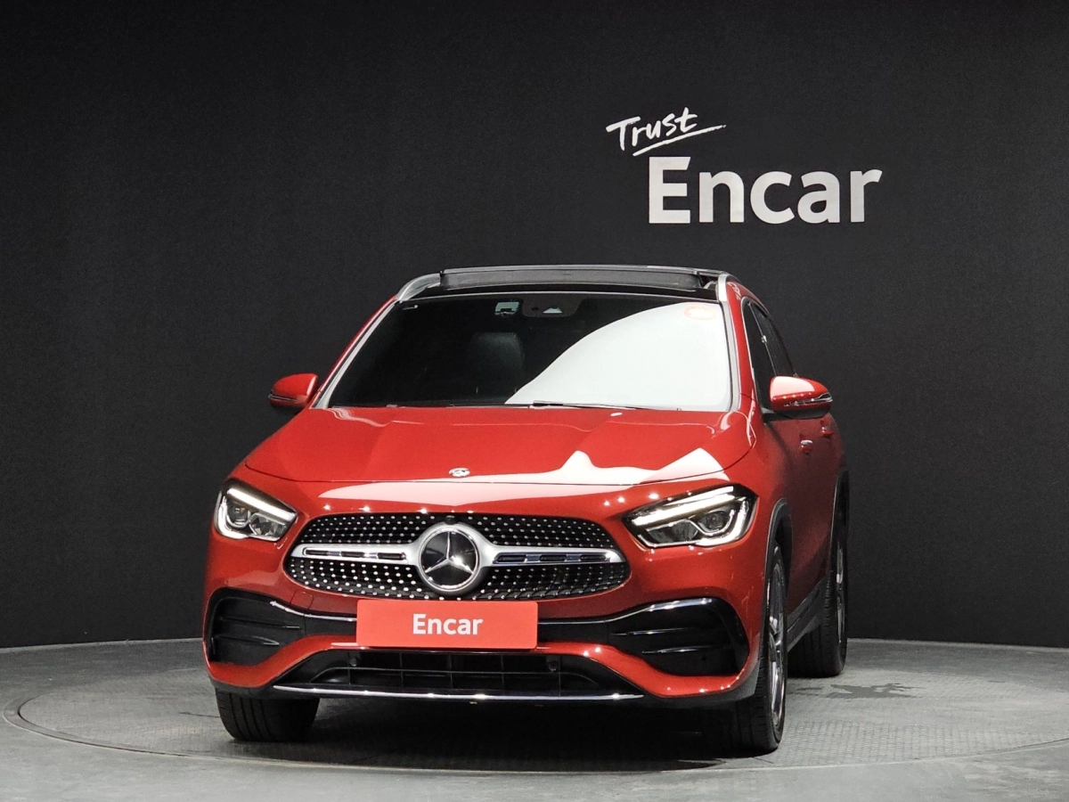 MERCEDES BENZ GLA-CLASS H247