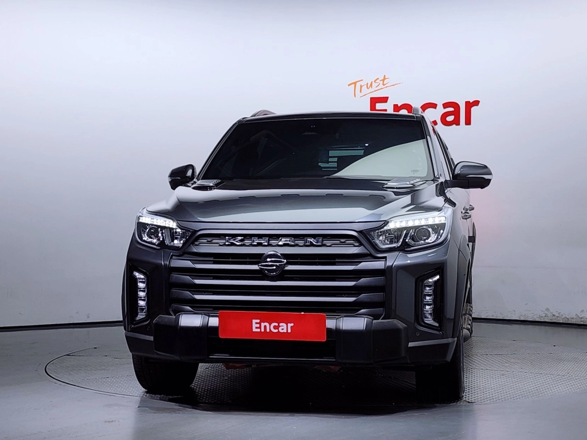 SSANGYONG REXTON SPORTS CAR