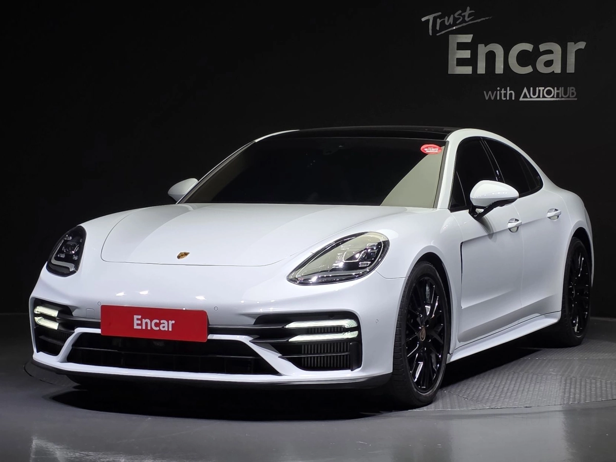 PORSCHE PANAMERA 971