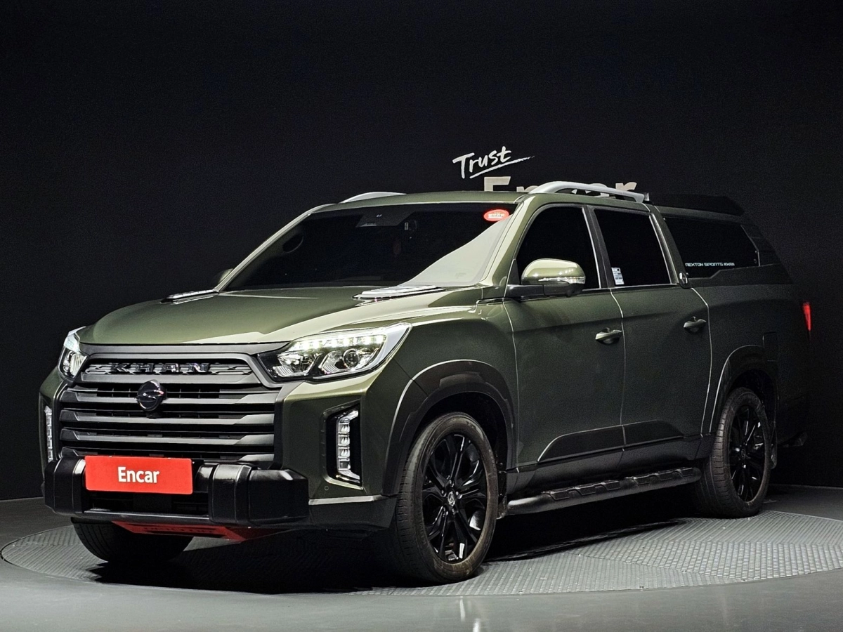 SSANGYONG REXTON SPORTS CAR