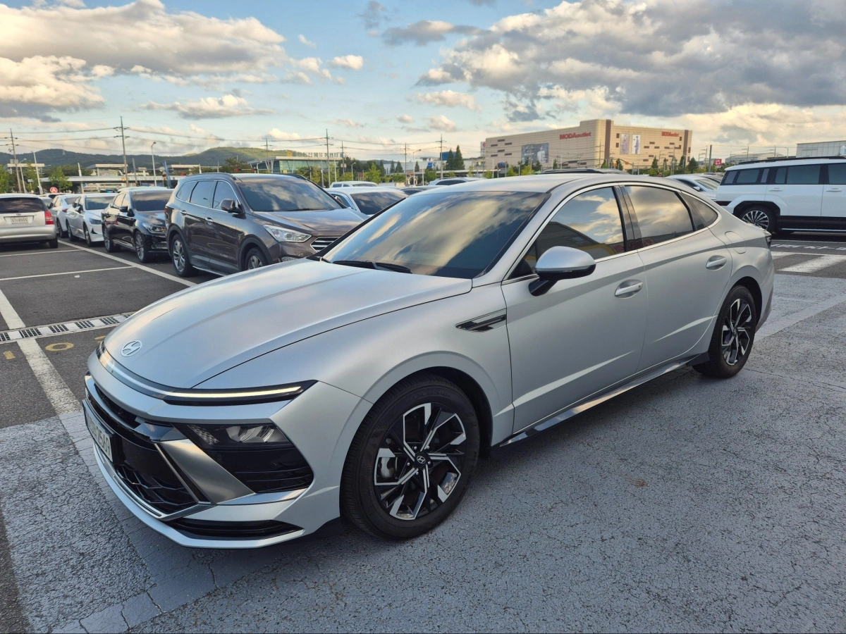 HYUNDAI SONATA 디 엣Ȅ