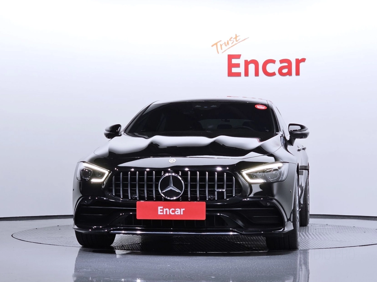 MERCEDES BENZ AMG GT