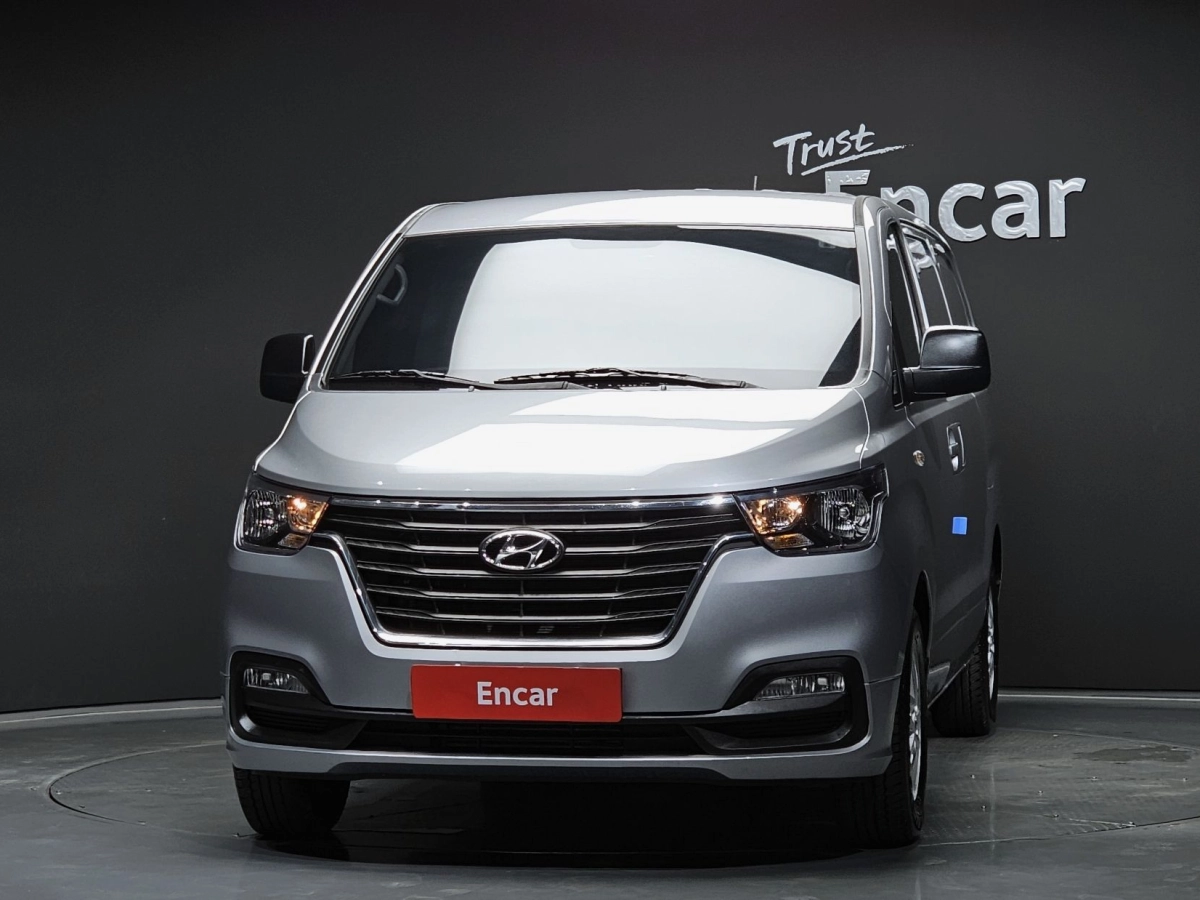 HYUNDAI STAREX GRAND