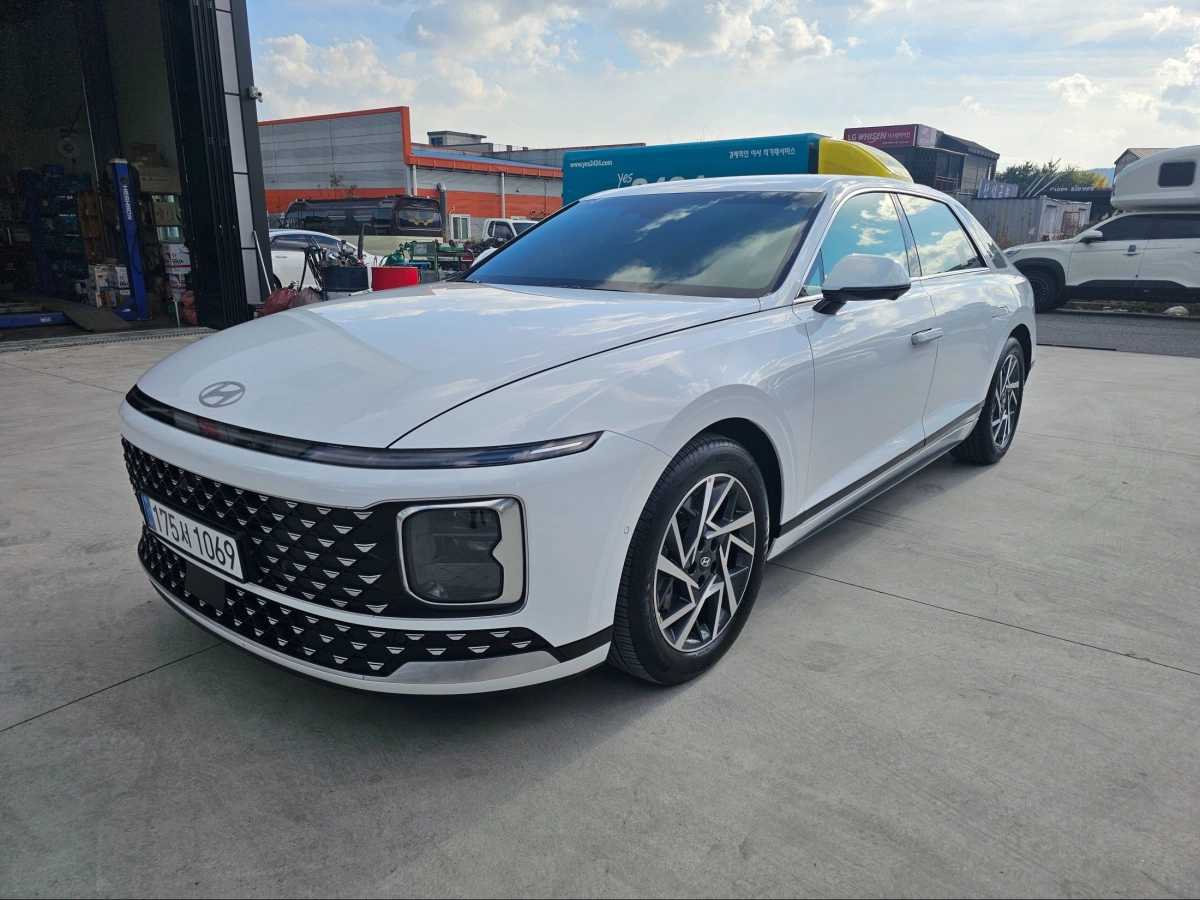 HYUNDAI GRANDEUR GN7  2024