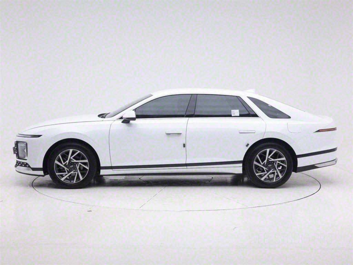 HYUNDAI GRANDEUR GN7