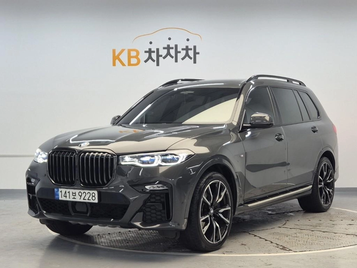 BMW X7 G07 2022