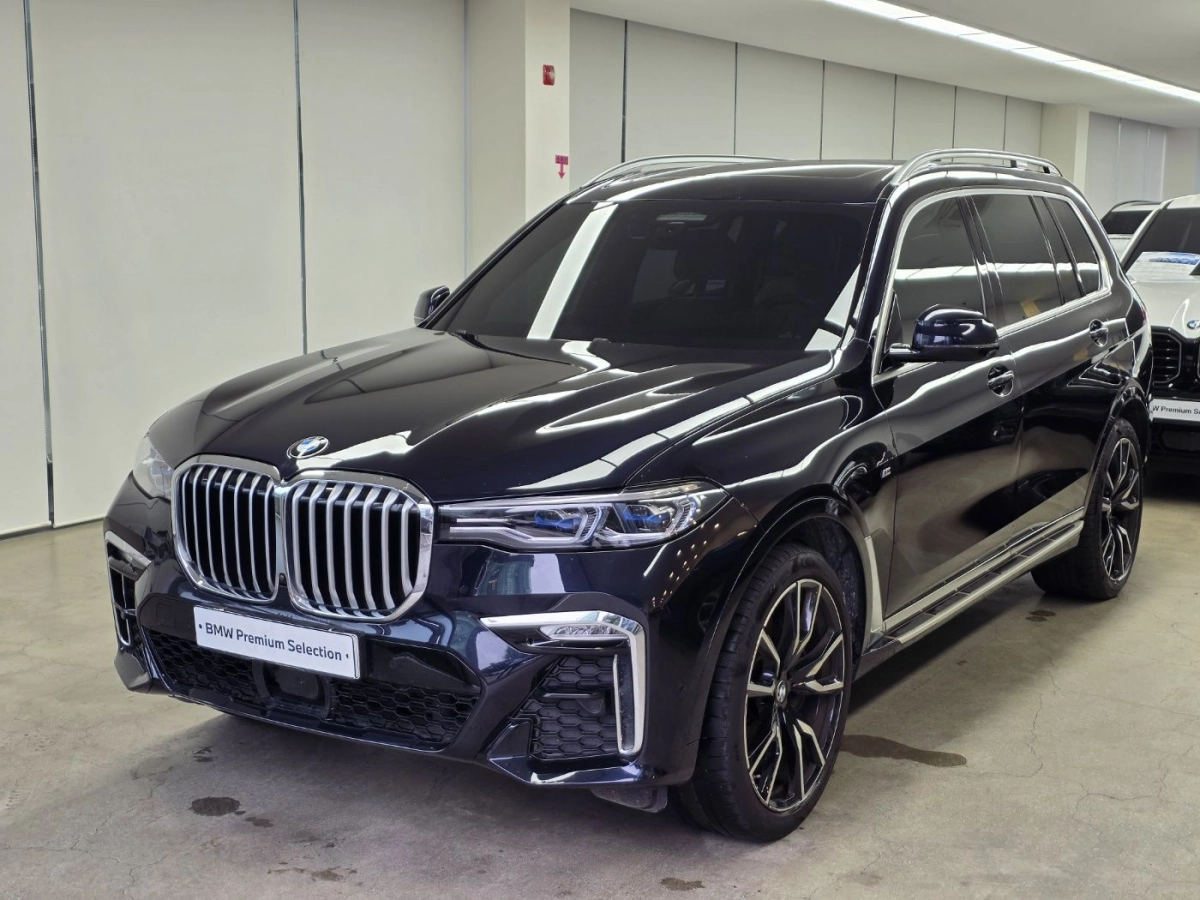 BMW X7 G07