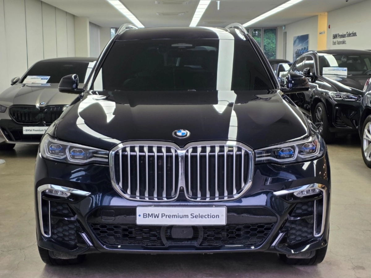 BMW X7 G07