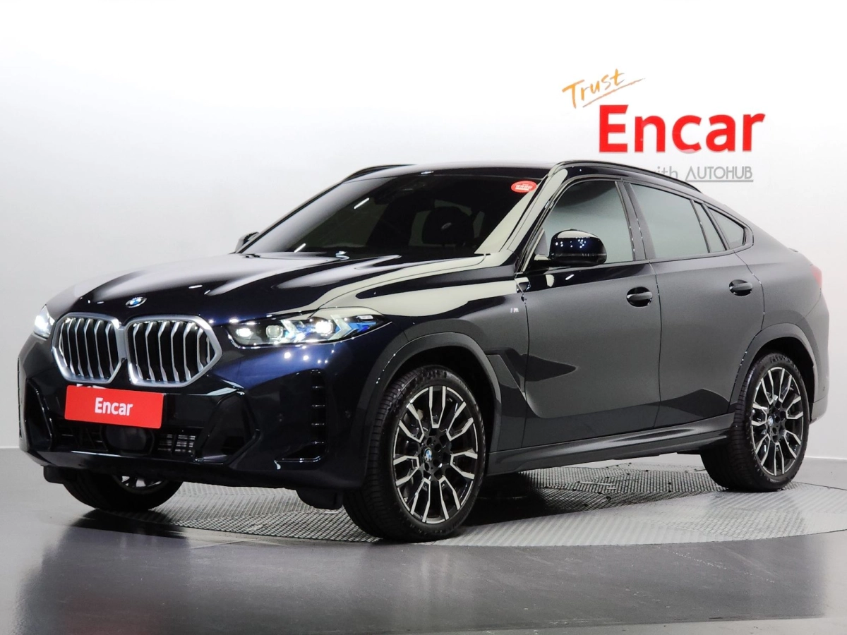 BMW X6 G06  2025