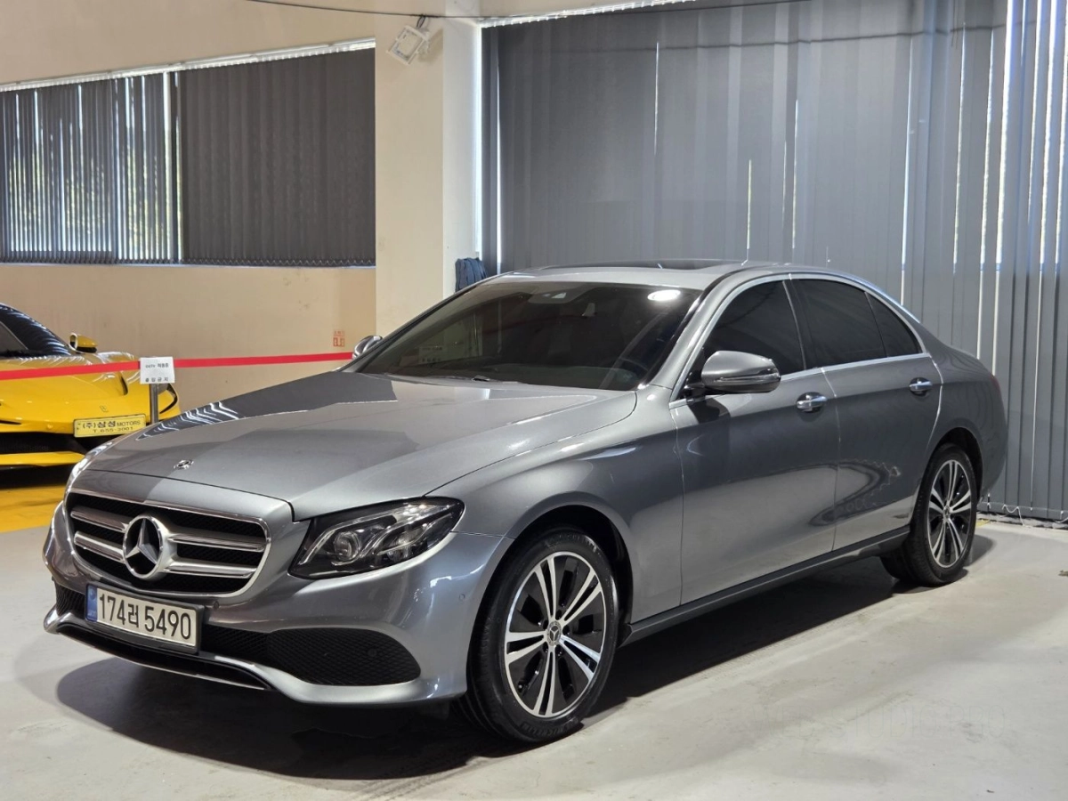MERCEDES BENZ E-CLASS W213 2020