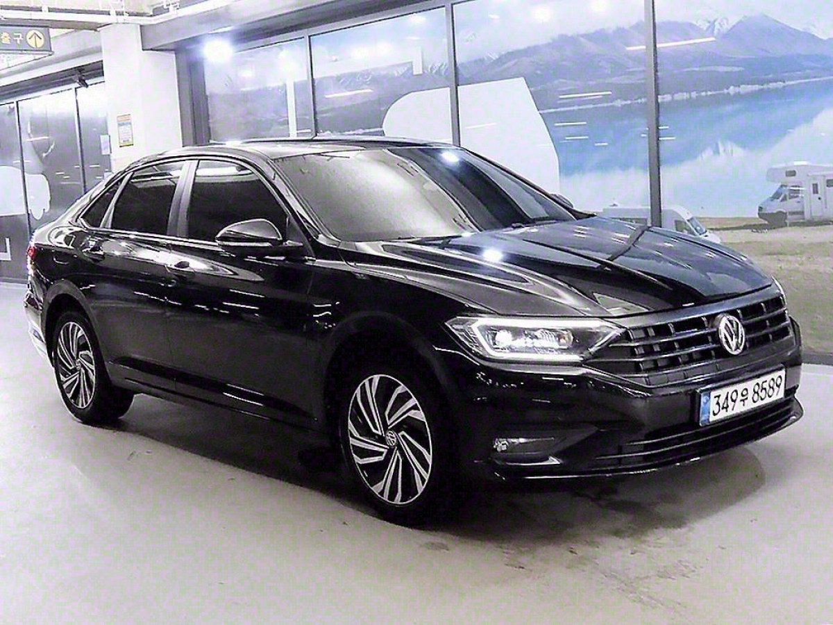 VOLKSWAGEN JETTA 2020