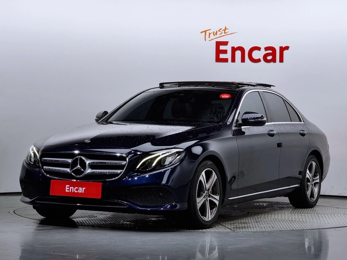 MERCEDES BENZ E-CLASS W213 2019