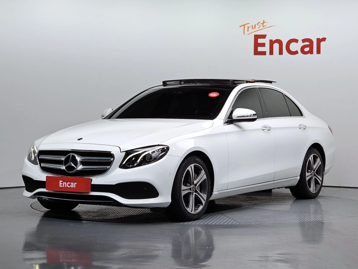 MERCEDES BENZ E-CLASS W213 2019