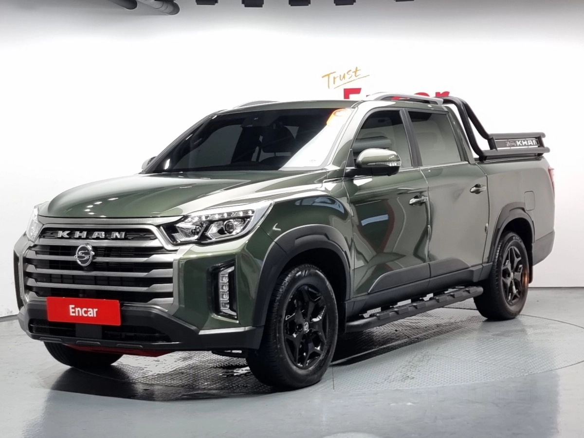 SSANGYONG REXTON SPORTS CAR