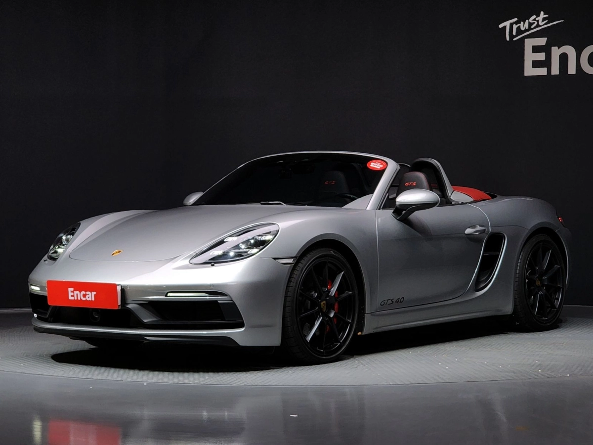 PORSCHE 718 BOXSTER