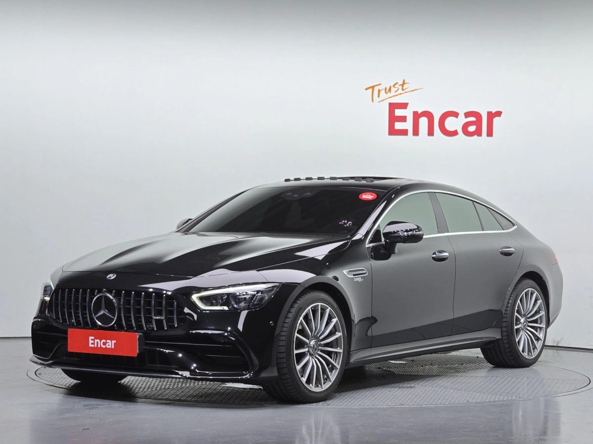 MERCEDES BENZ AMG GT