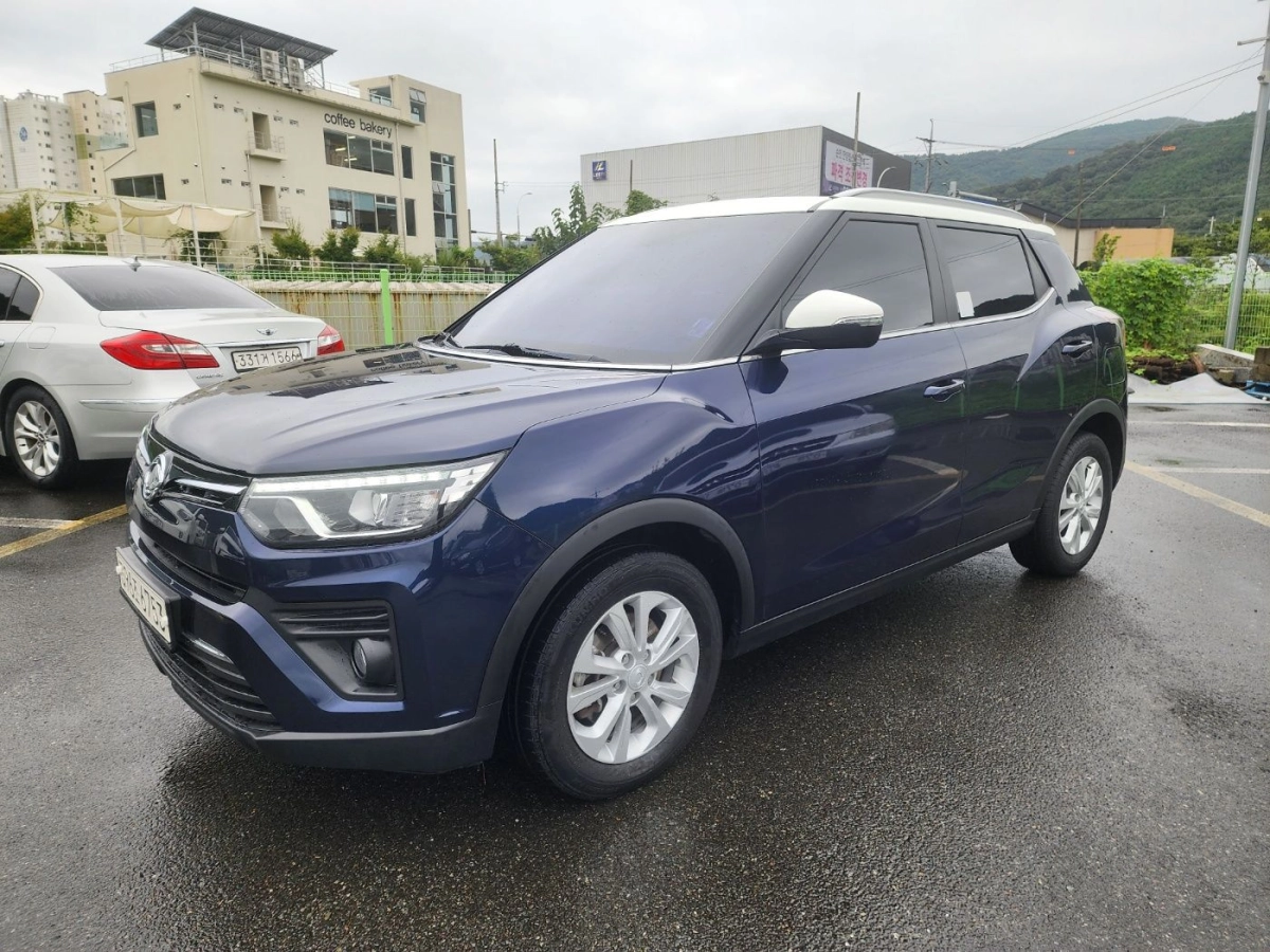 SSANGYONG TIVOLI VERY NEW  2019