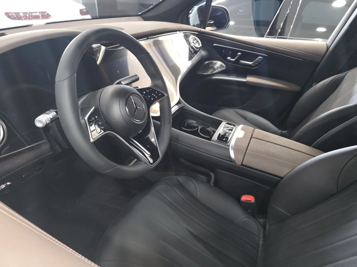 MERCEDES BENZ EQS SUV X296