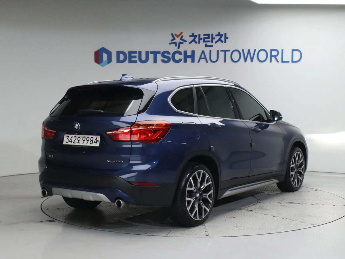 BMW X1 F48