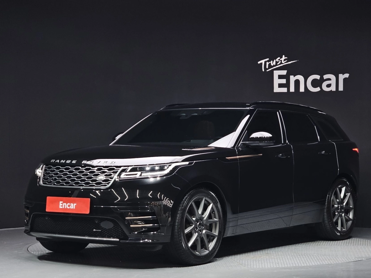LAND ROVER RANGE ROVER VELAR 2023