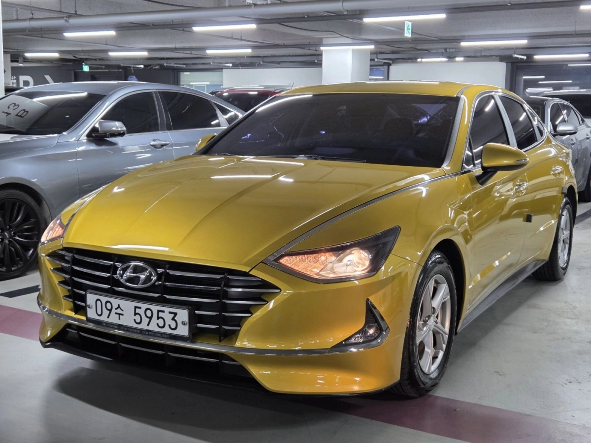 HYUNDAI SONATA DN8