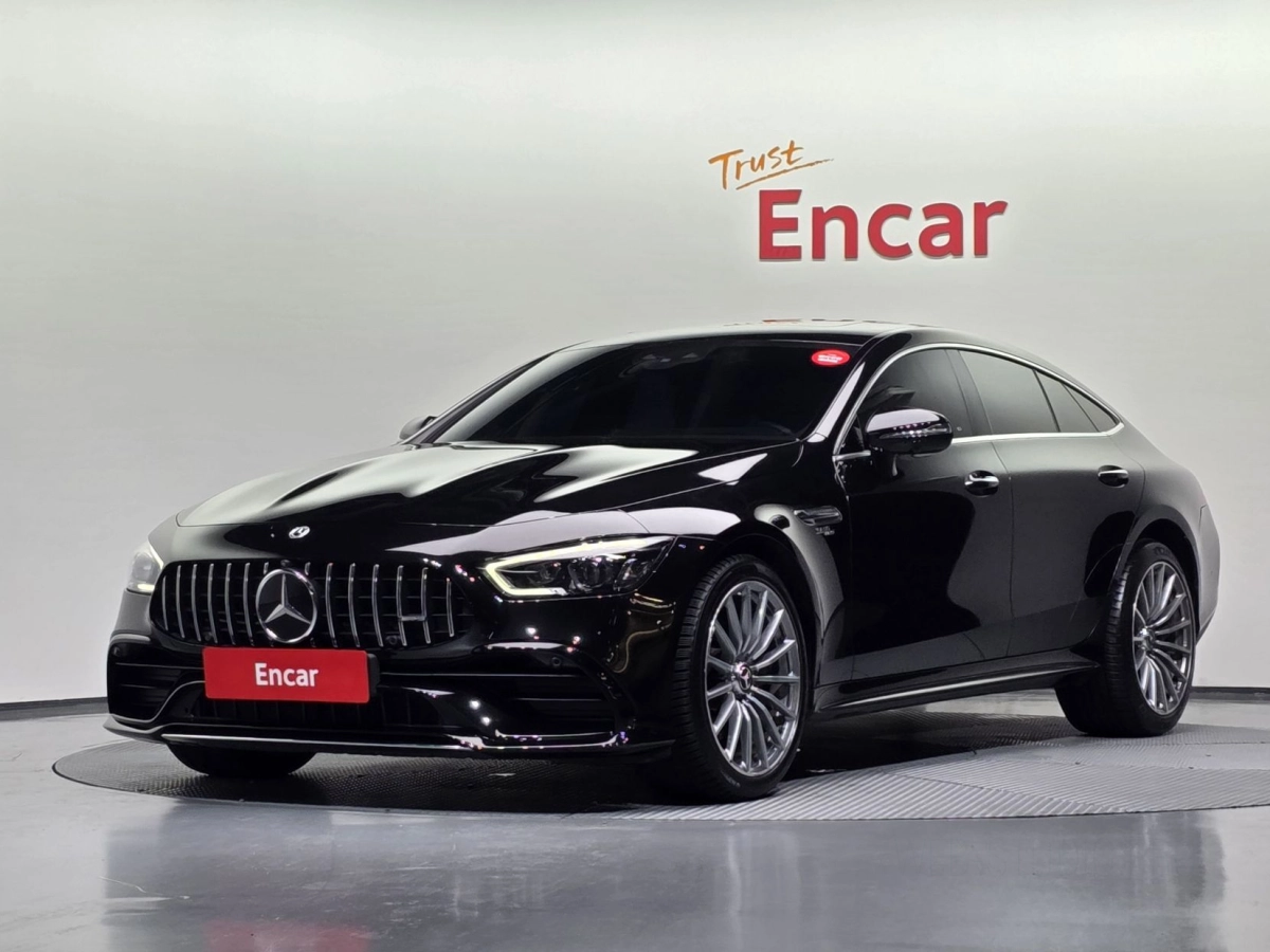 MERCEDES BENZ AMG GT