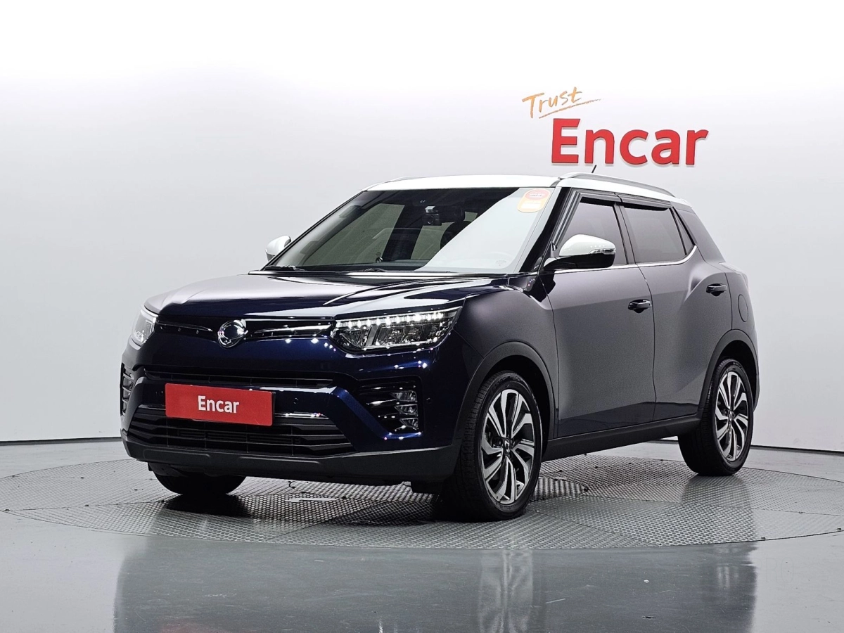 SSANGYONG TIVOLI VERY NEW