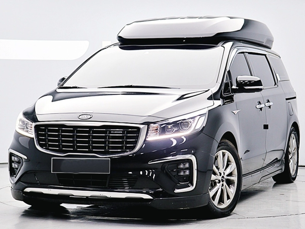 KIA CARNIVAL 2020