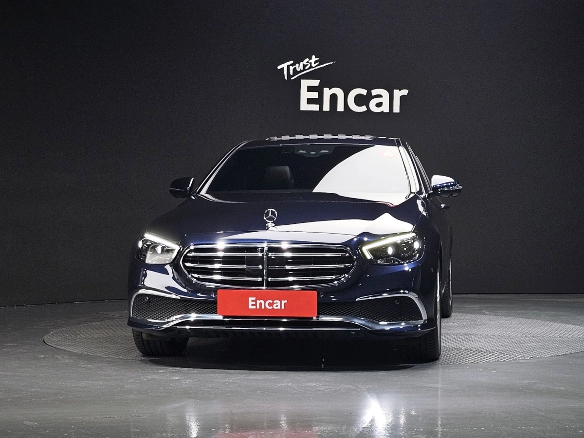 MERCEDES BENZ E-CLASS W213