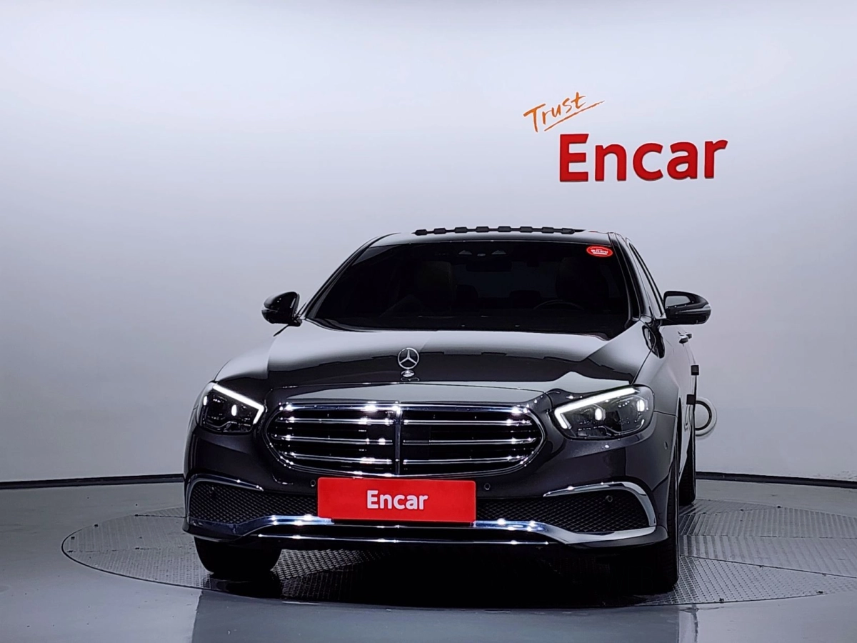 MERCEDES BENZ E-CLASS W213