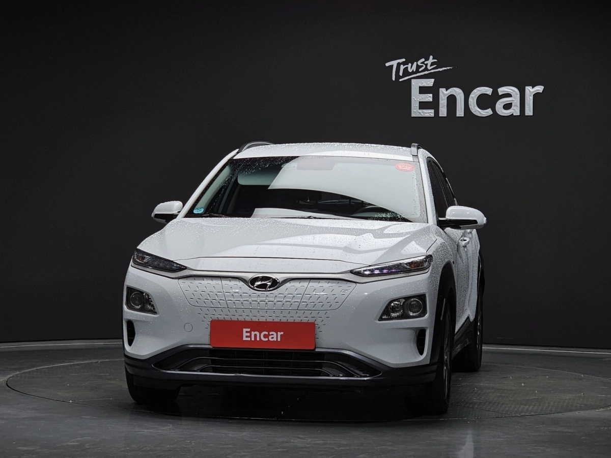 HYUNDAI KONA ELECTRIC