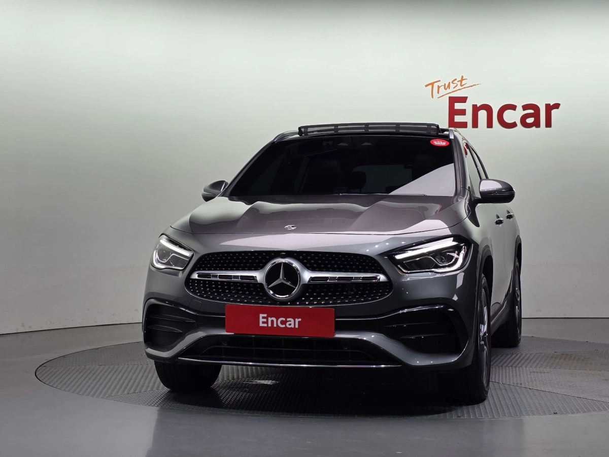 MERCEDES BENZ GLA-CLASS H247