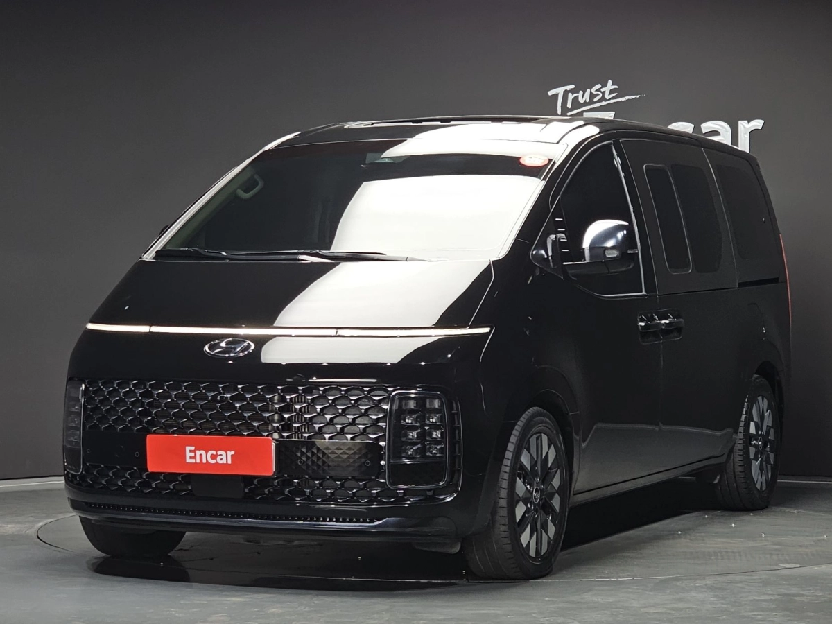 HYUNDAI STARIA 2021