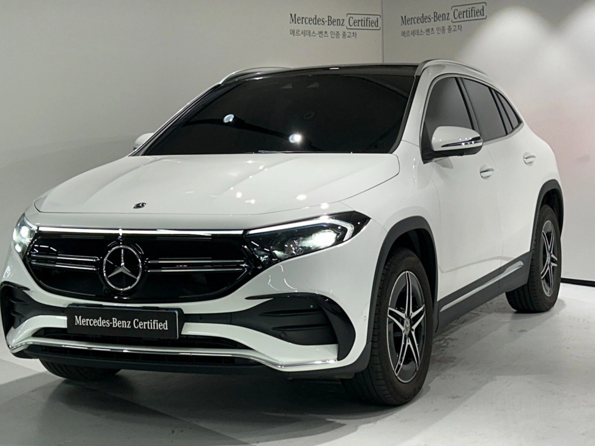 MERCEDES BENZ EQA H243