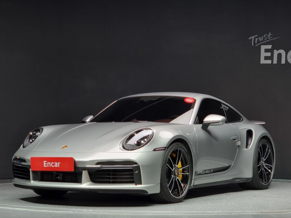 PORSCHE 911 992  2023